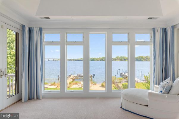 Interior, Water