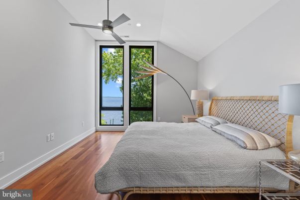 Bedroom, Interior, Recessed Lighting, Water, Wood Texture Flooring