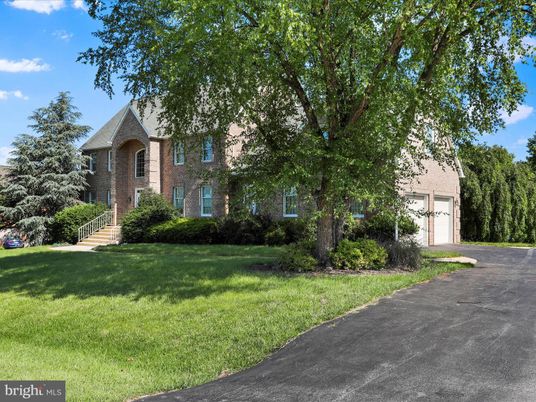 Attached, Exterior, Facade, Brick Facade, French Provincial
