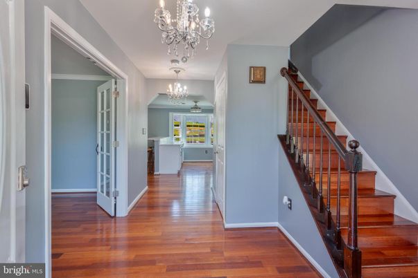 Chandelier, Interior, Wood Texture Flooring