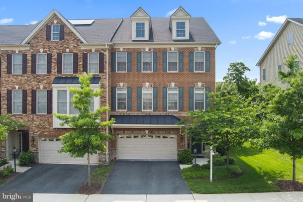 Attached, Exterior, Facade, Brick Facade, Rowhouse