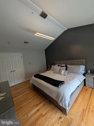 Bedroom, Interior, Pendant Lights, Wood Texture Flooring