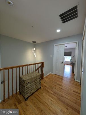 Interior, Pendant Lights, Recessed Lighting, Wood Texture Flooring