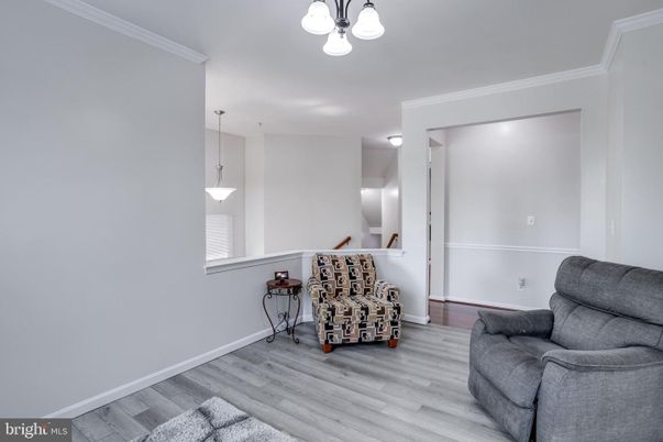Interior, Pendant Lights, Wood Texture Flooring