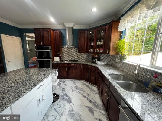 Interior, Kitchen, Marble, Recessed Lighting