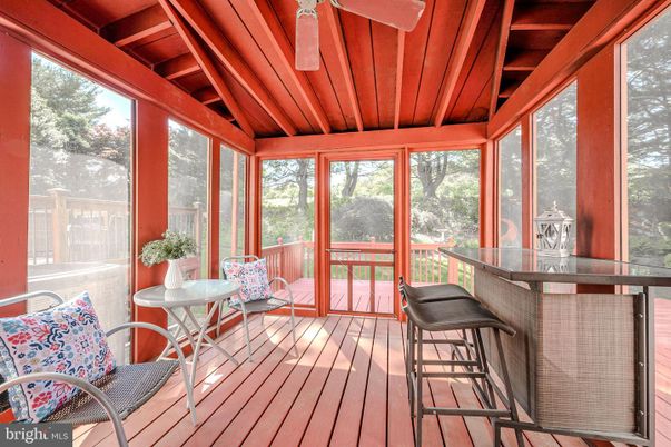 Interior, Sun Room, Wooden Ceilings, Wood Texture Flooring