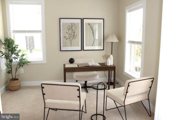 Home Office, Interior