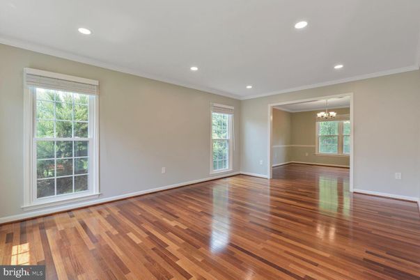 Chandelier, Empty room, Interior, Recessed Lighting, Wood Texture Flooring