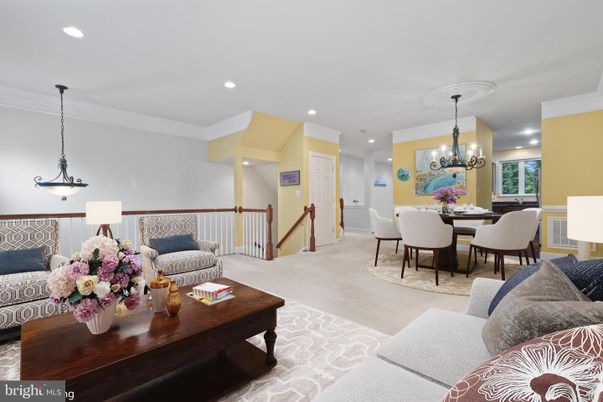 Chandelier, Dining room, Interior, Living room, Pendant Lights, Recessed Lighting