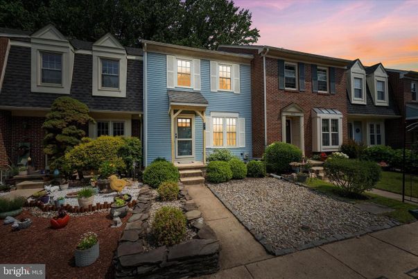 Exterior, Facade, Brick Facade, Rowhouse