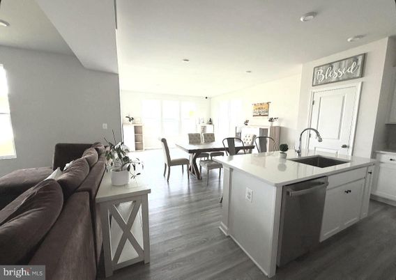 Dining room, Interior, Kitchen, Recessed Lighting, Wood Texture Flooring