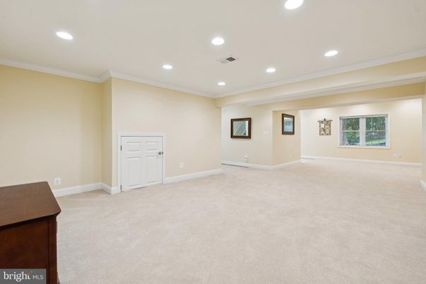 Empty room, Interior, Recessed Lighting