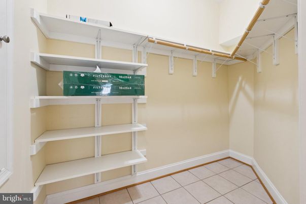 Interior, Walk-in Closets