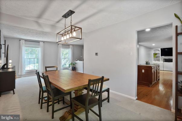 Dining room, Interior, Kitchen, Pendant Lights, Recessed Lighting, Wood Texture Flooring