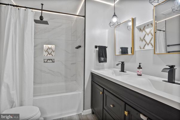 Bathroom, Interior, Marble Walls, Pendant Lights, Wood Texture Flooring