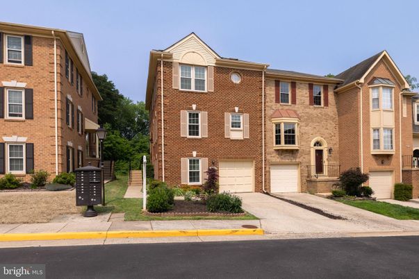 Attached, Exterior, Facade, Brick Facade, Rowhouse