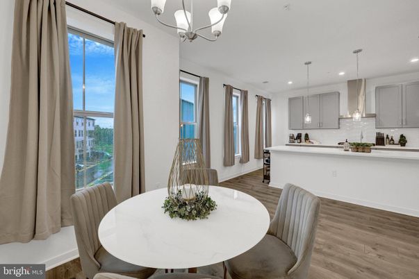 Dining room, Interior, Kitchen, Pendant Lights, Recessed Lighting, Wood Texture Flooring