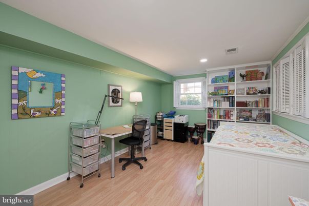 Home Office, Interior, Recessed Lighting, Wood Texture Flooring