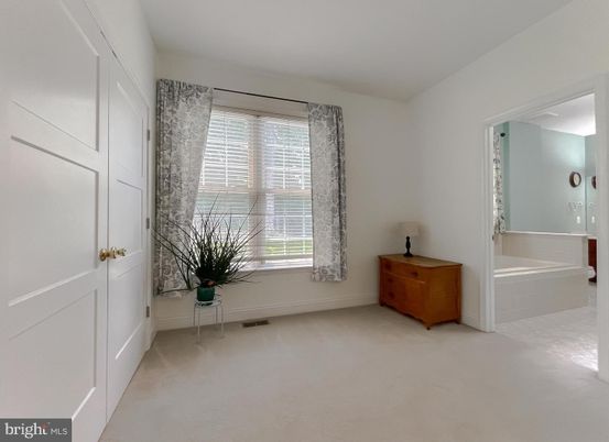 Bathroom, Empty room, Interior