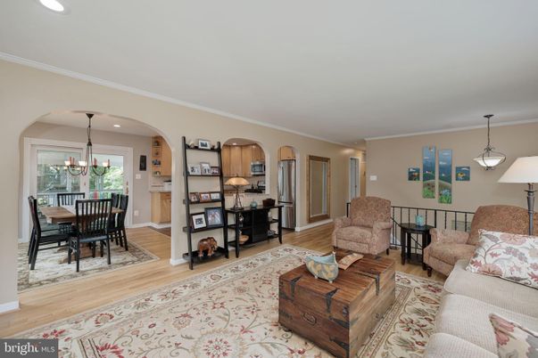 Chandelier, Dining room, Interior, Kitchen, Living room, Pendant Lights, Recessed Lighting, Wood Texture Flooring