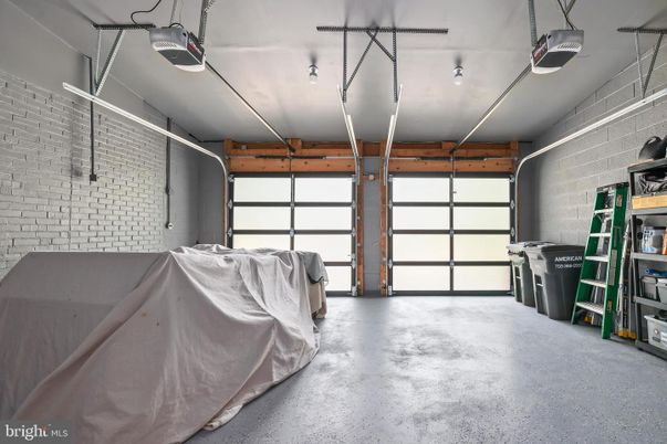 Garage, Interior, Stone Walls