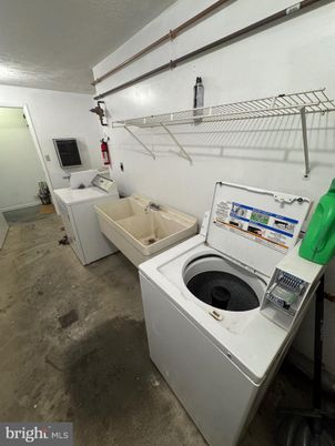 Interior, Washer