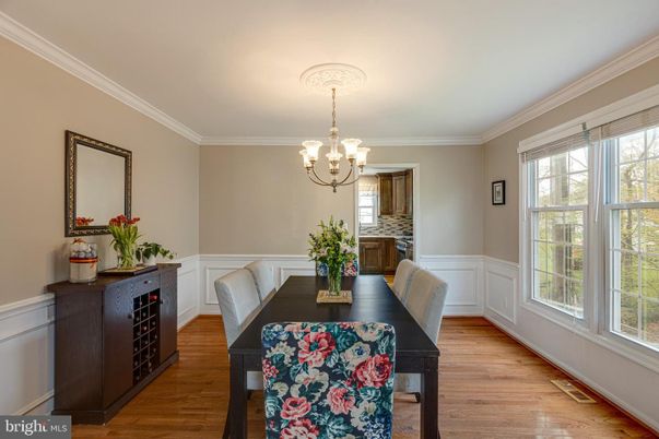 Chandelier, Dining room, Interior, Wood Texture Flooring
