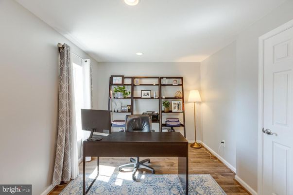 Home Office, Interior, Recessed Lighting, Wood Texture Flooring