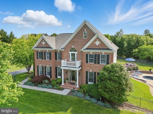 Exterior, Facade, Brick Facade, Brick Traditional