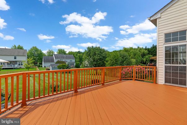 Exterior, Wood Texture Flooring