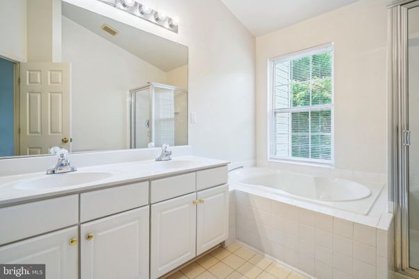 Bathroom, Dual Sink Vanities, Glass Shower, Interior
