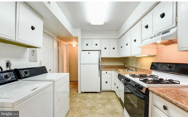 Interior, Kitchen, Washer