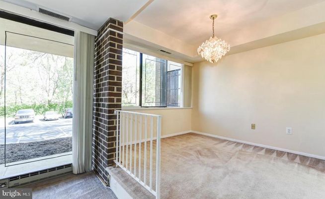 Chandelier, Empty room, Interior