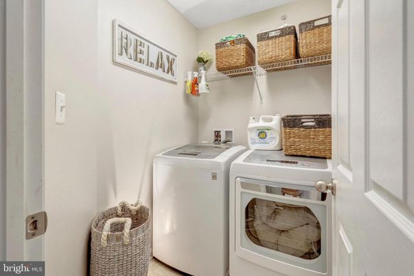 Interior, Washer