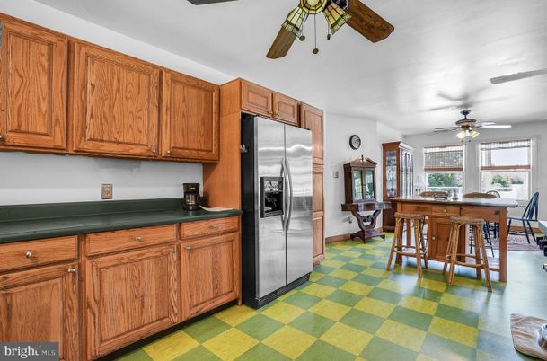 Dining room, Interior, Kitchen, Stainless Steel Appliances