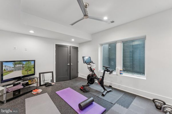 Fitness Equipment, Interior, Recessed Lighting