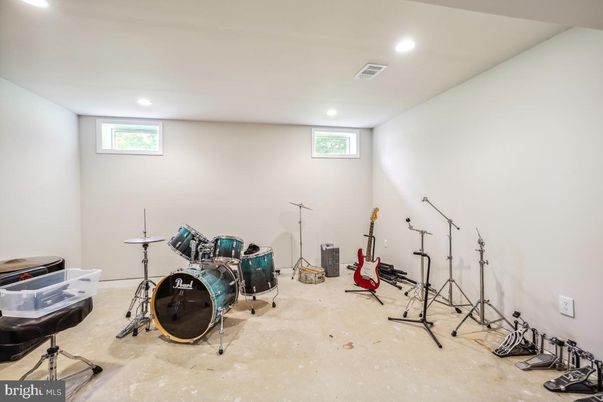 Fitness Equipment, Interior, Recessed Lighting