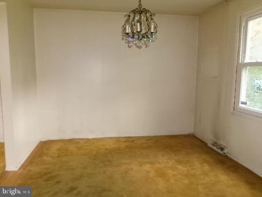 Chandelier, Empty room, Interior