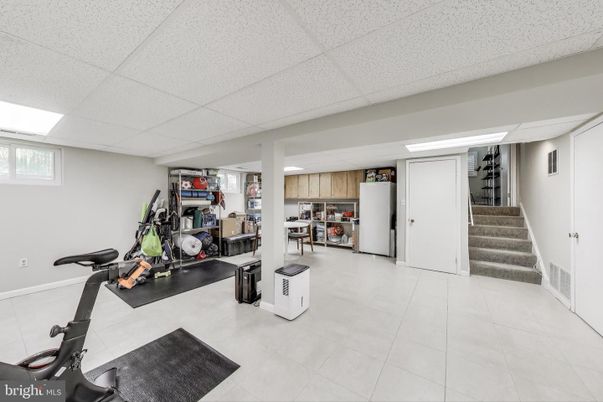 Fitness Equipment, Interior, Recessed Lighting