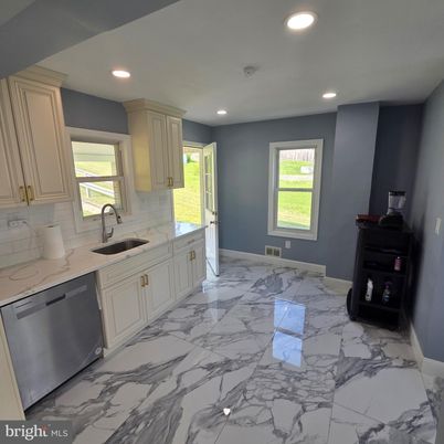 Interior, Kitchen, Marble, Recessed Lighting
