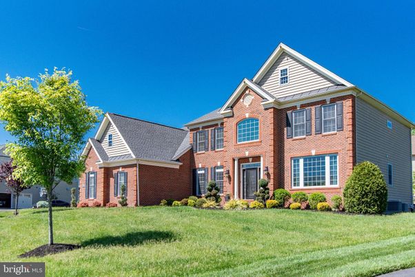 Exterior, Facade, Brick Facade, Brick Traditional