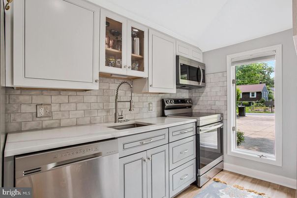 Interior, Kitchen, Stainless Steel Appliances, Wood Texture Flooring