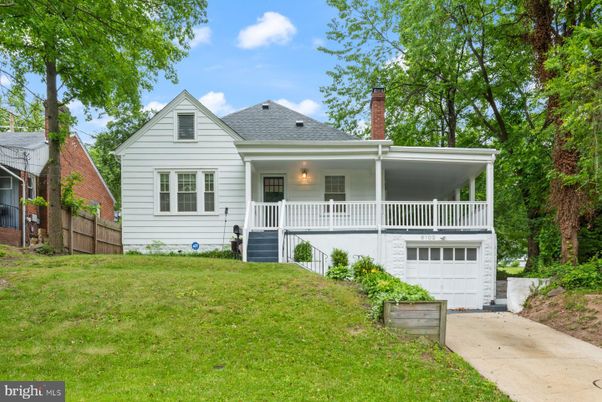 Attached, Backyard, Exterior, Facade, Farmhouse