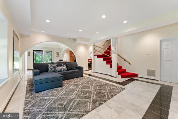 Interior, Marble, Recessed Lighting