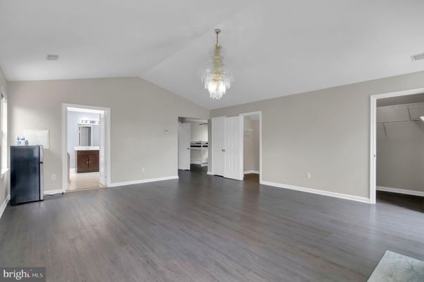 Chandelier, Empty room, Interior, Wood Texture Flooring
