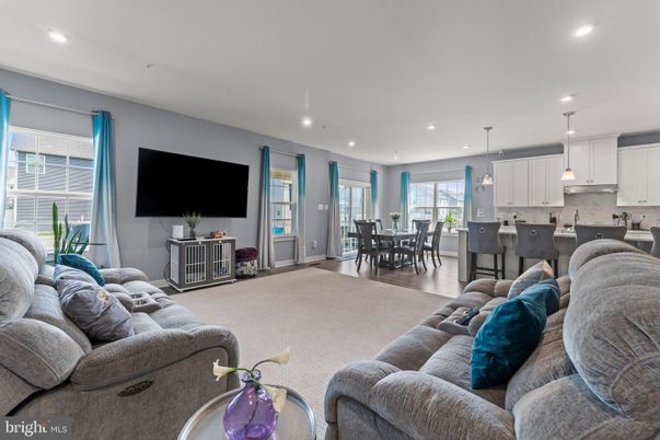 Dining room, Interior, Kitchen, Living room, Pendant Lights, Recessed Lighting