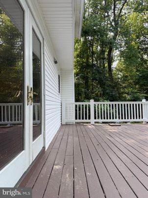 Exterior, Wood Texture Flooring