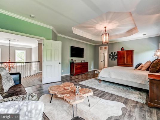Bedroom, Interior, Pendant Lights, Wood Texture Flooring
