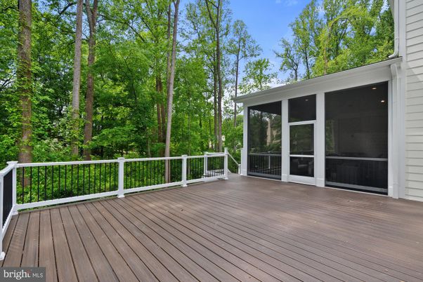 Exterior, Wood Texture Flooring