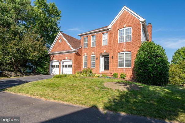 Attached, Exterior, Facade, Brick Facade, Brick Traditional